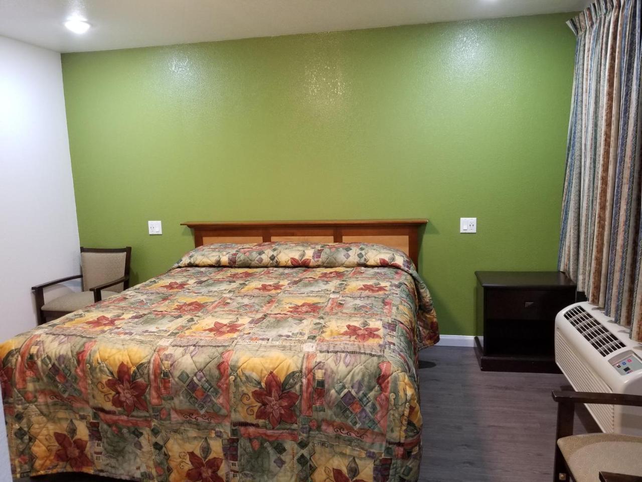 Travis Lodge Motel 16 Oakland Bagian luar foto